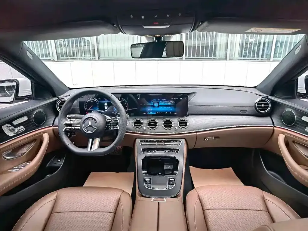 Mercedes-Benz E-Class 2023 из CN, фото 8