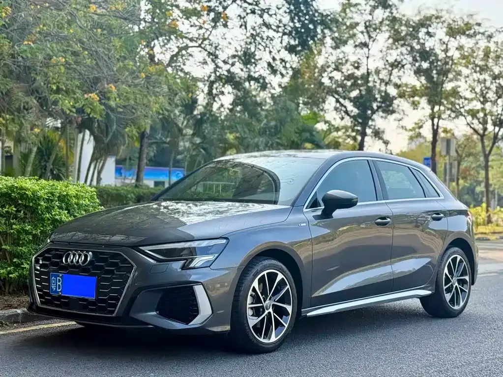 Audi A3 2021 из CN, фото 1
