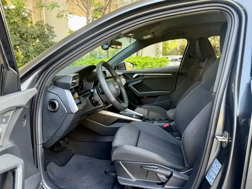 Audi A3 2021 из CN, фото 4