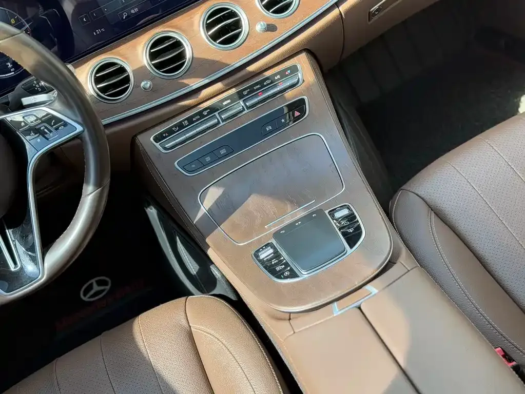Mercedes-Benz E-Class 2021 из CN, фото 3