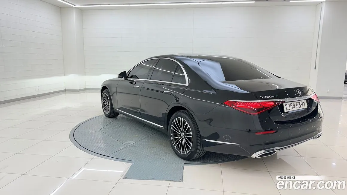 Mercedes-Benz S-Class 2025 из KR, фото 4