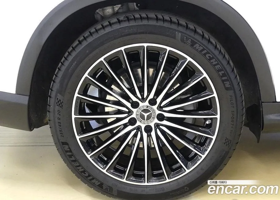 Mercedes-Benz GLC-Class 2023 из KR, фото 2
