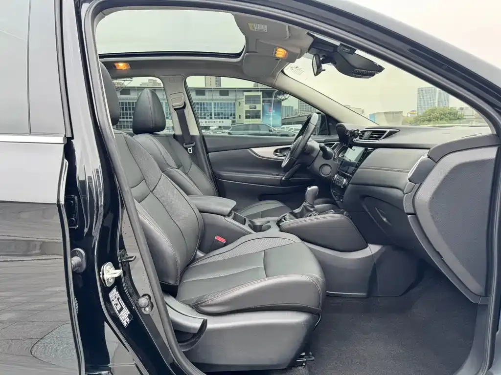 Nissan Qashqai 2021 из CN, фото 5