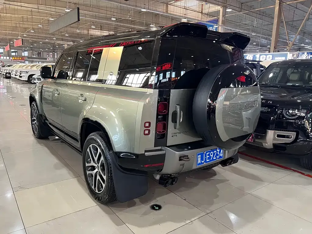Land Rover Defender 2023 из CN, фото 8