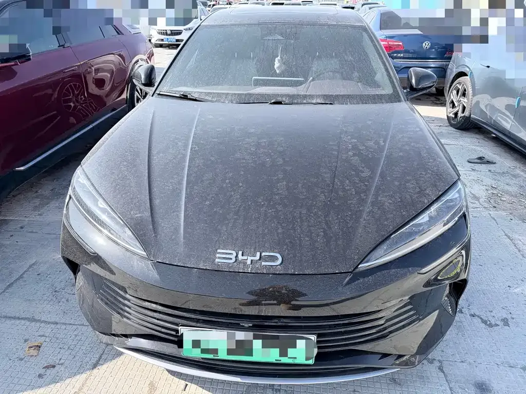 BYD Seal — фото 3