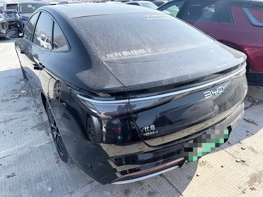 BYD Seal — фото 8