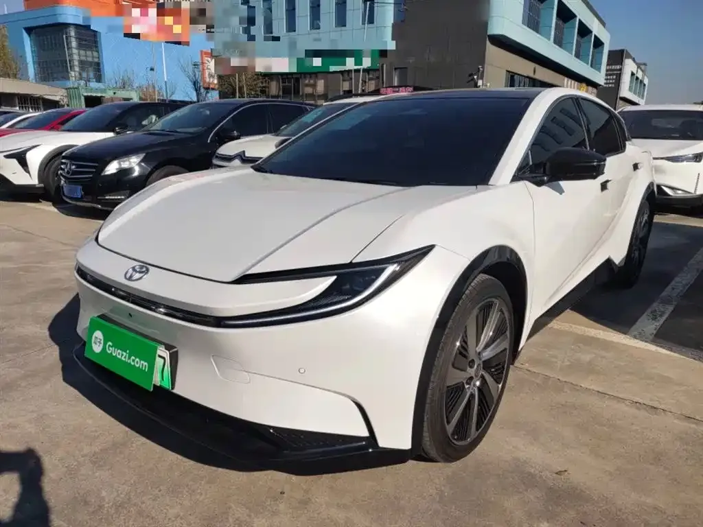 Toyota bZ5 2025 из CN, фото 5