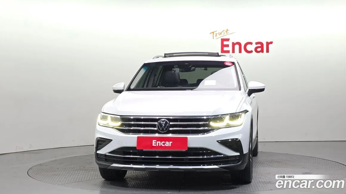 Volkswagen Tiguan — фото 4