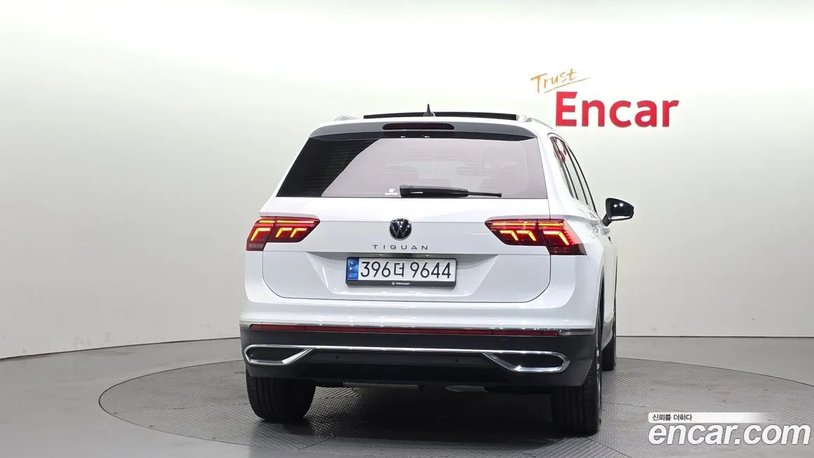 Volkswagen Tiguan — фото 3