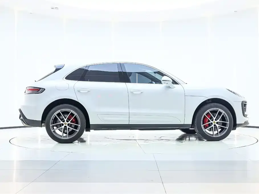 Porsche Macan — фото 4