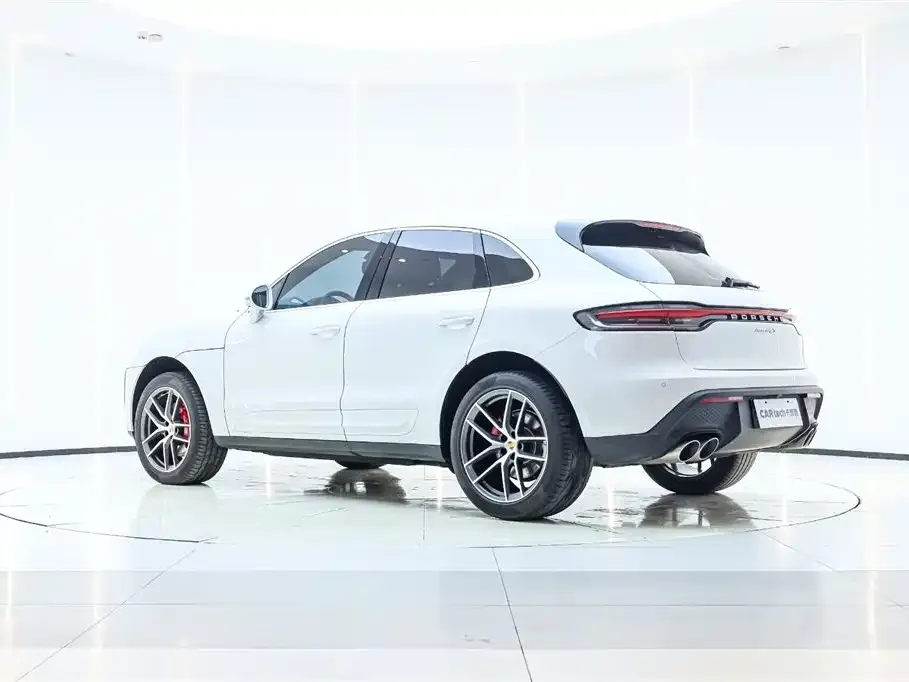 Porsche Macan — фото 5