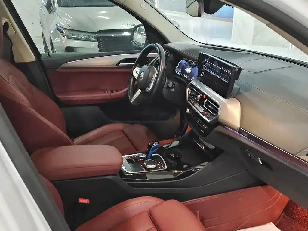 BMW iX3 2023 из CN, фото 4