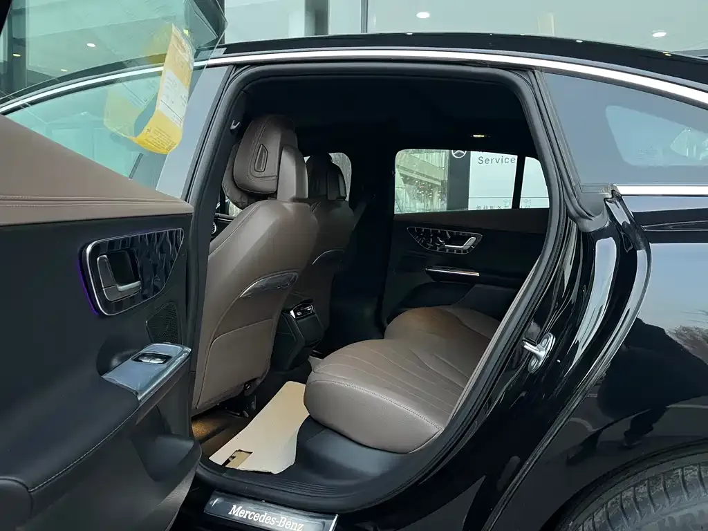 Mercedes-Benz EQE 2025 из CN, фото 6