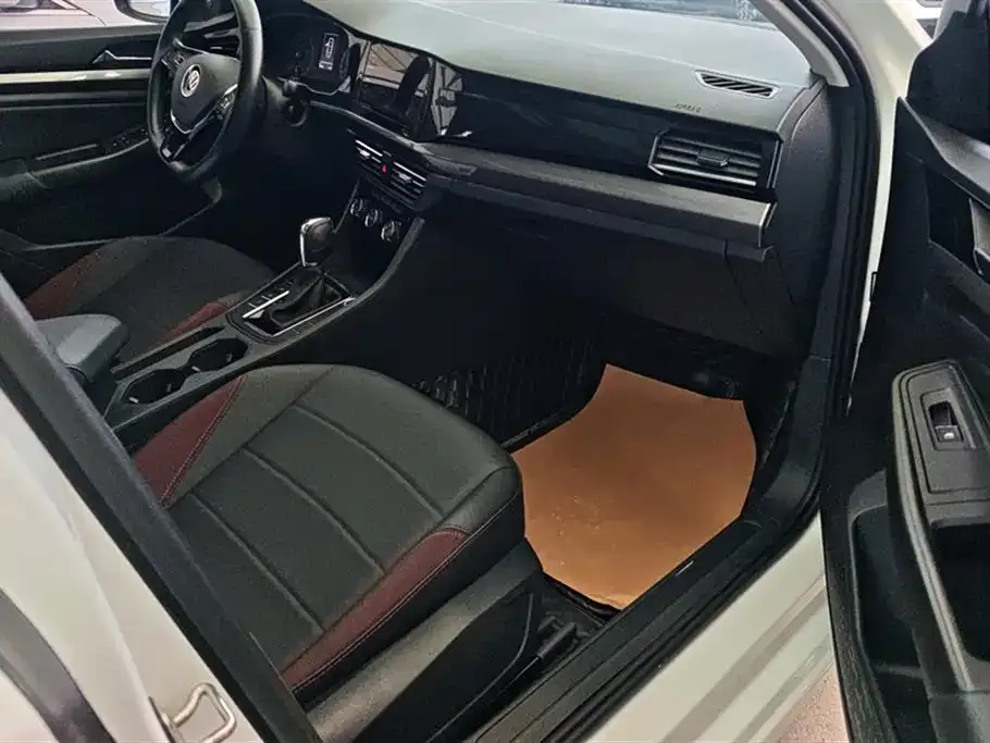 Volkswagen Bora 2022 из CN, фото 8