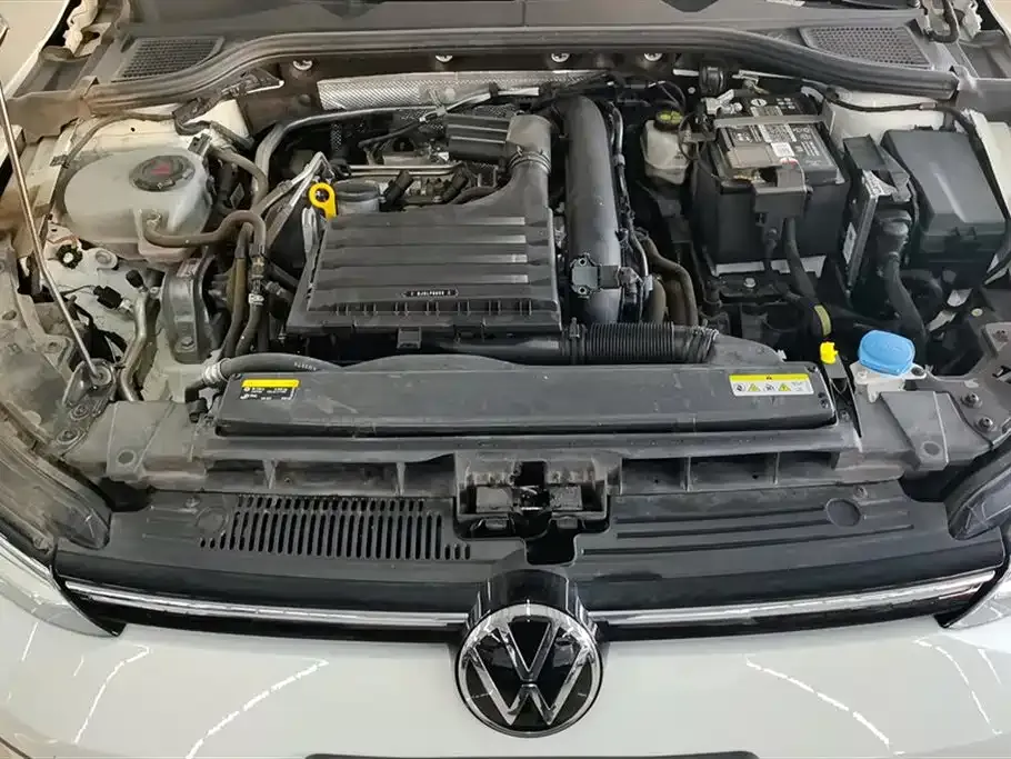 Volkswagen Golf 2022 из CN, фото 5
