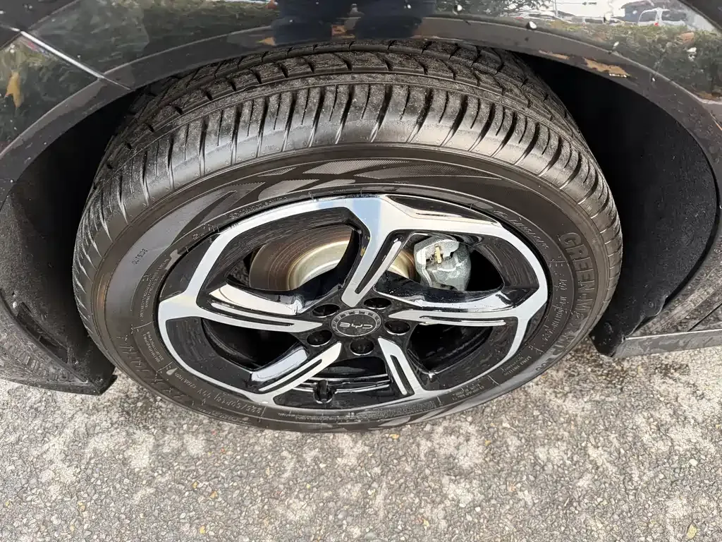 BYD Seal 06GT — фото 4