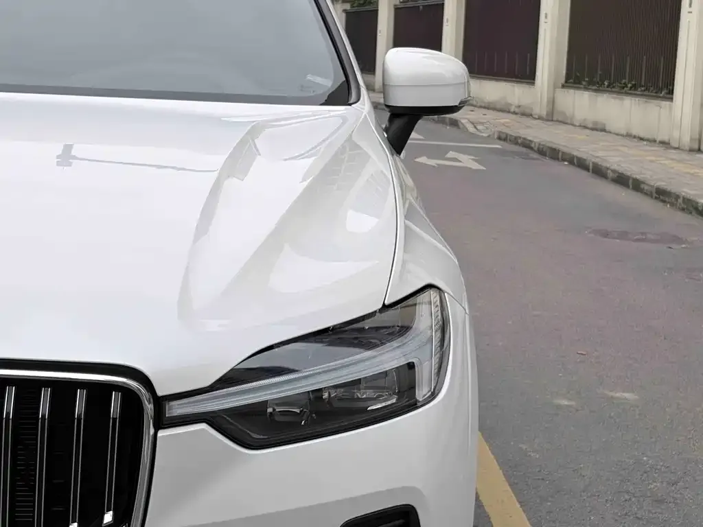 Volvo XC60 2025 из CN, фото 5