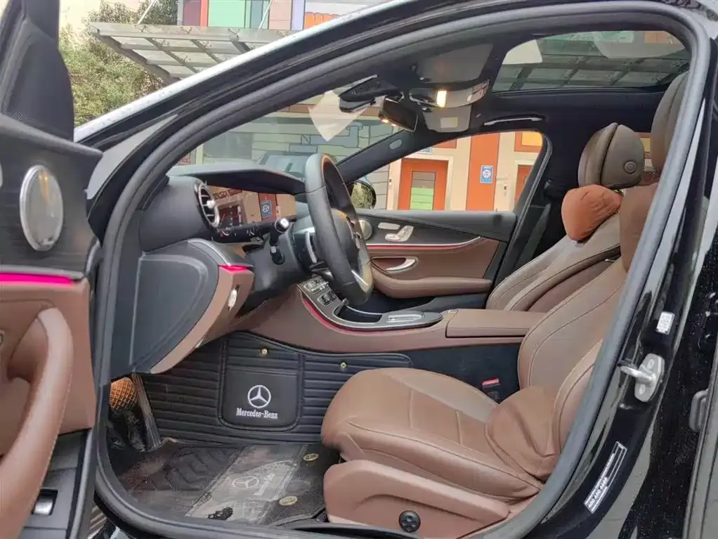 Mercedes-Benz E-Class 2022 из CN, фото 5