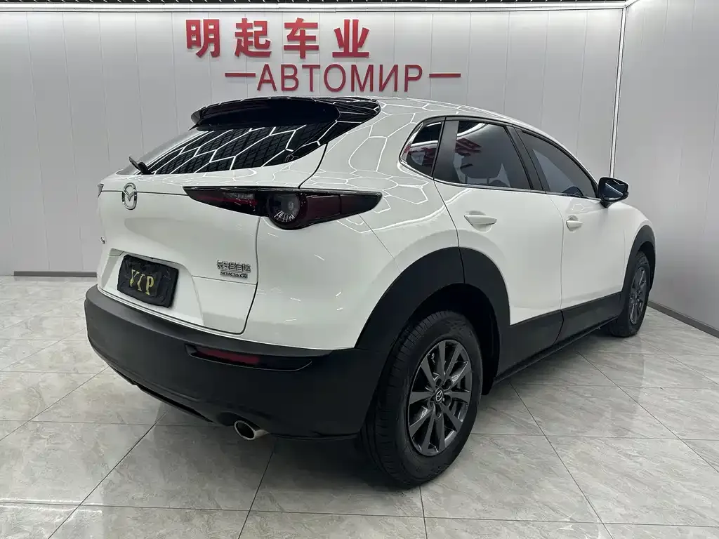 Mazda CX-30 — фото 10