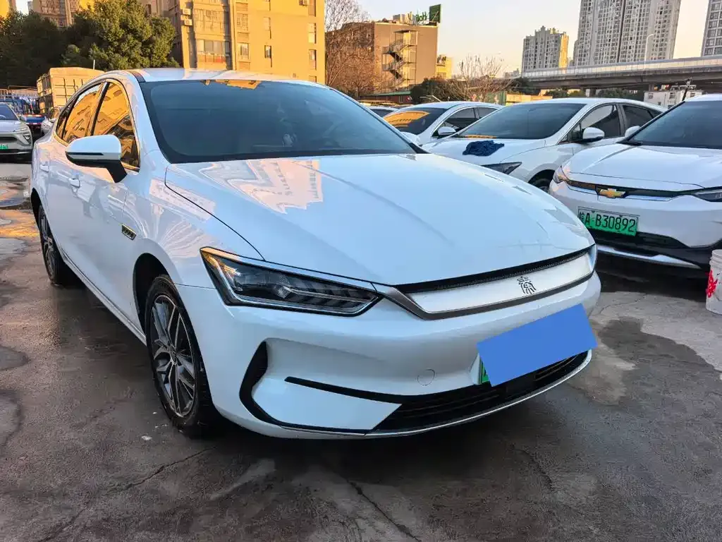 BYD Qin PLUS — фото 7