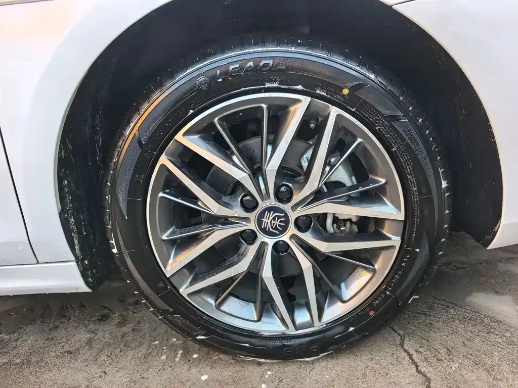 BYD Qin PLUS — фото 10