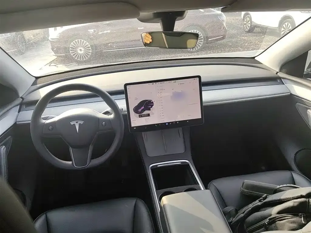 Tesla Model Y 2024 из CN, фото 3