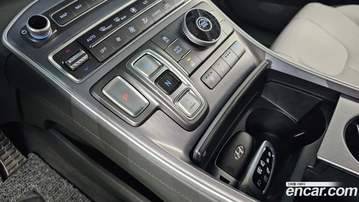 Hyundai Santafe — фото 9