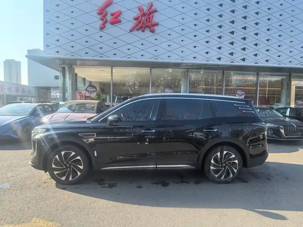 Hongqi HS7 PHEV — фото 10