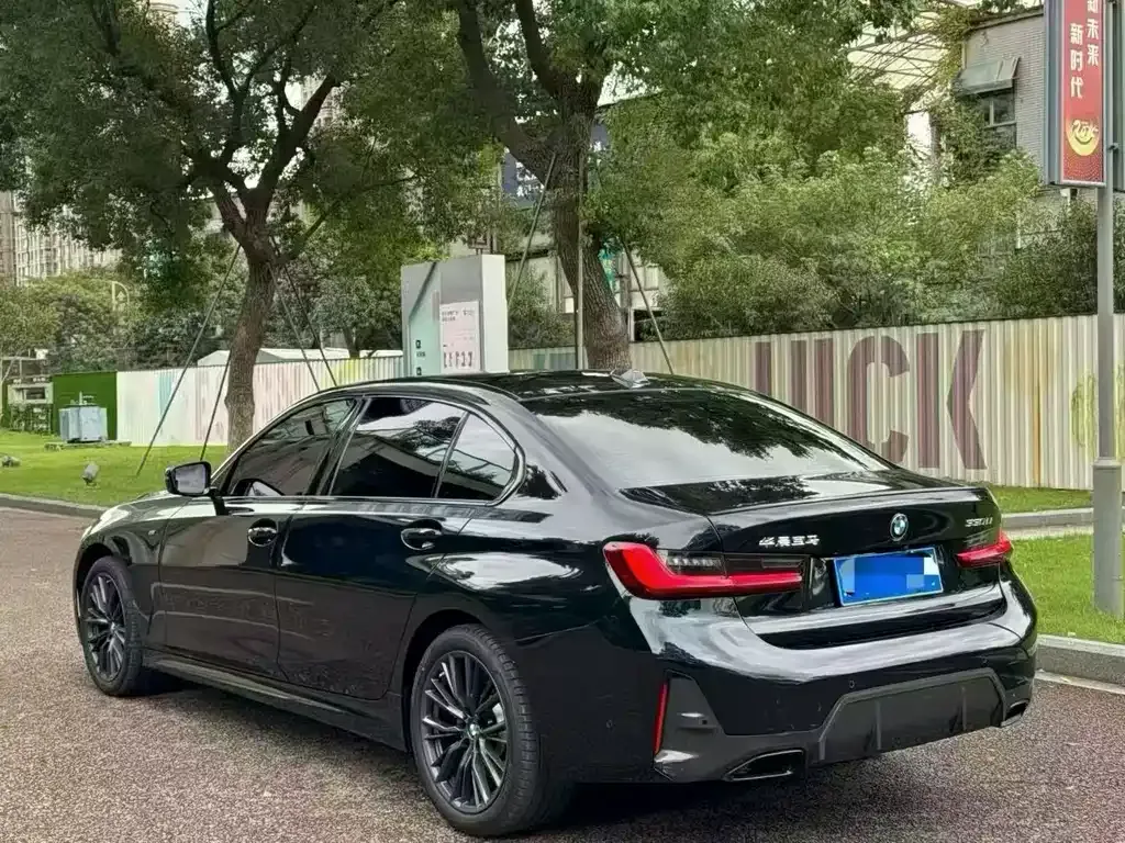 BMW 3 Series 2022 из CN, фото 9
