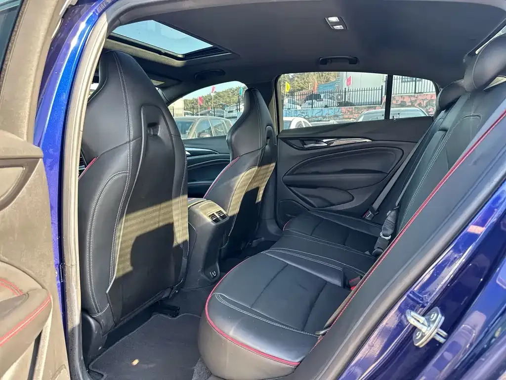 Buick Regal 2021 из CN, фото 3