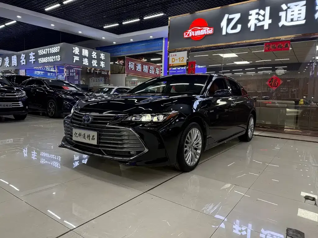 Toyota Avalon 2022 из CN, фото 1
