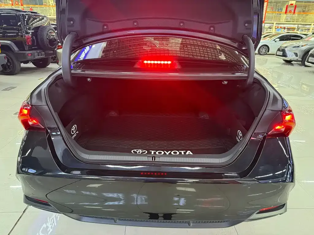 Toyota Avalon 2022 из CN, фото 5