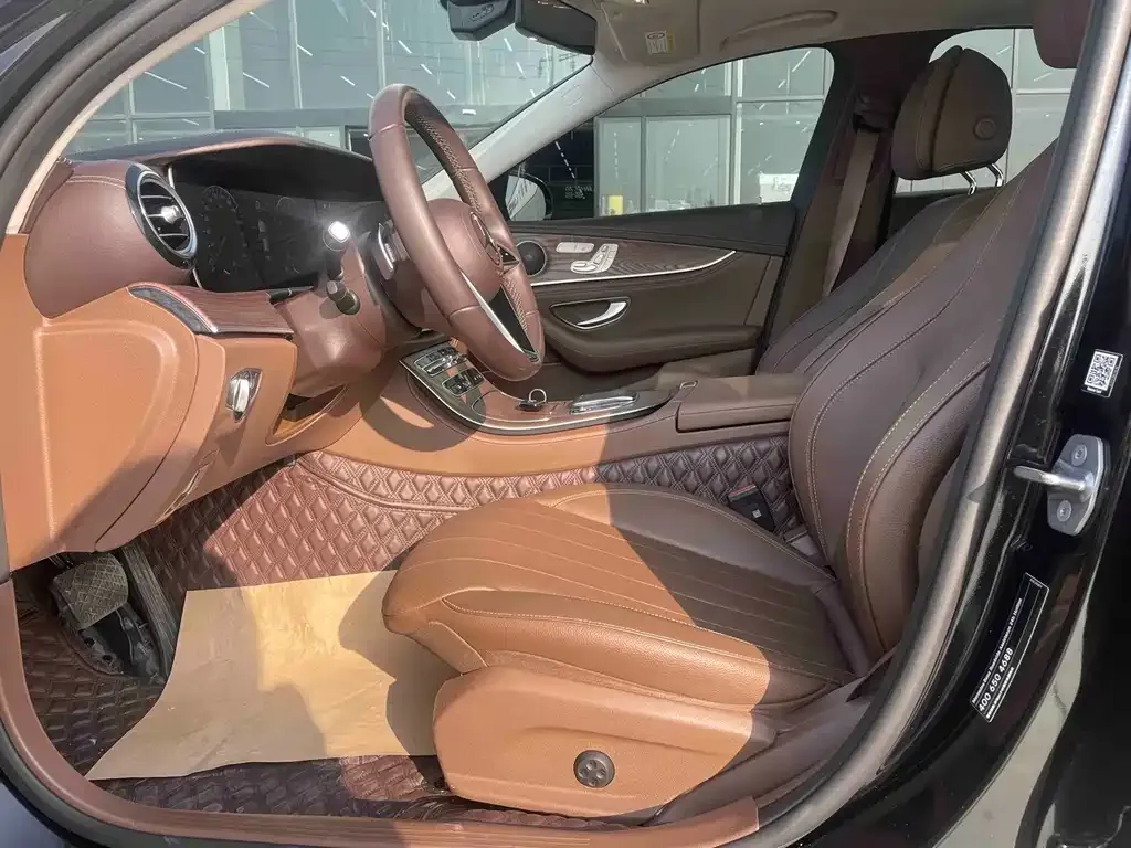 Mercedes-Benz E-Class 2023 из CN, фото 4
