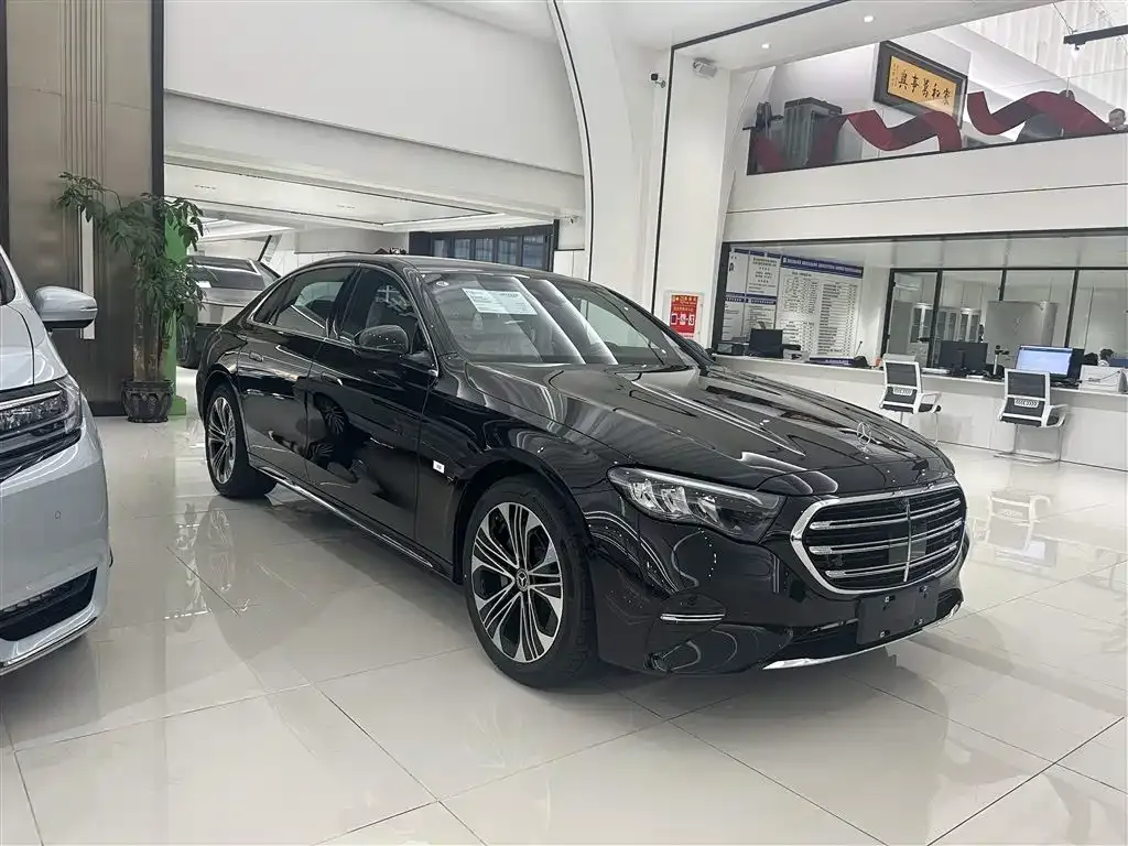 Mercedes-Benz E-Class 2025 из CN, фото 4