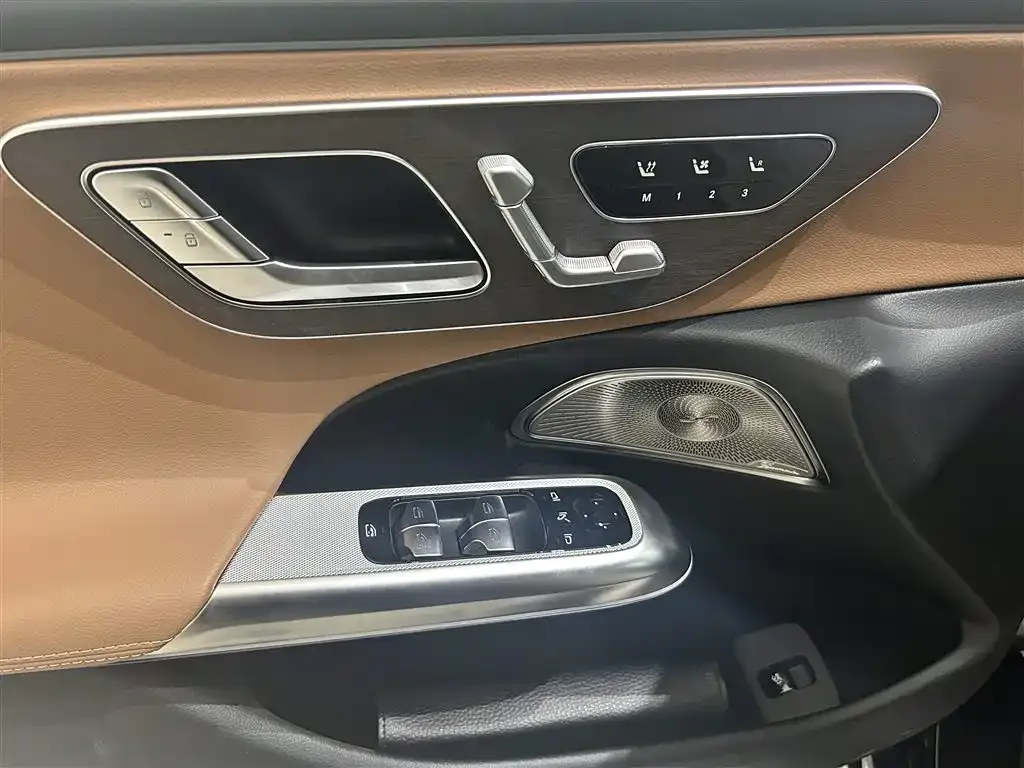Mercedes-Benz E-Class 2025 из CN, фото 6