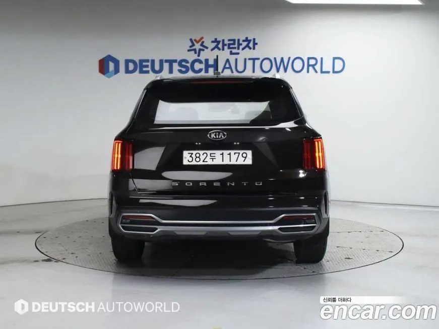 Kia Sorento — фото 4