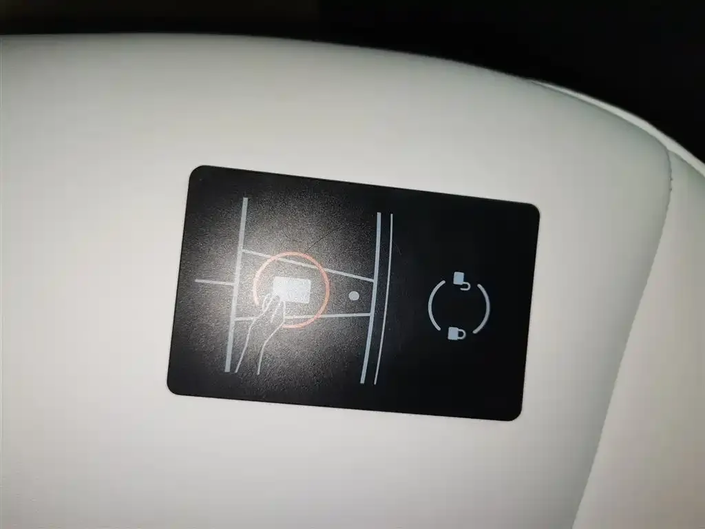 Tesla Model Y 2024 из CN, фото 7