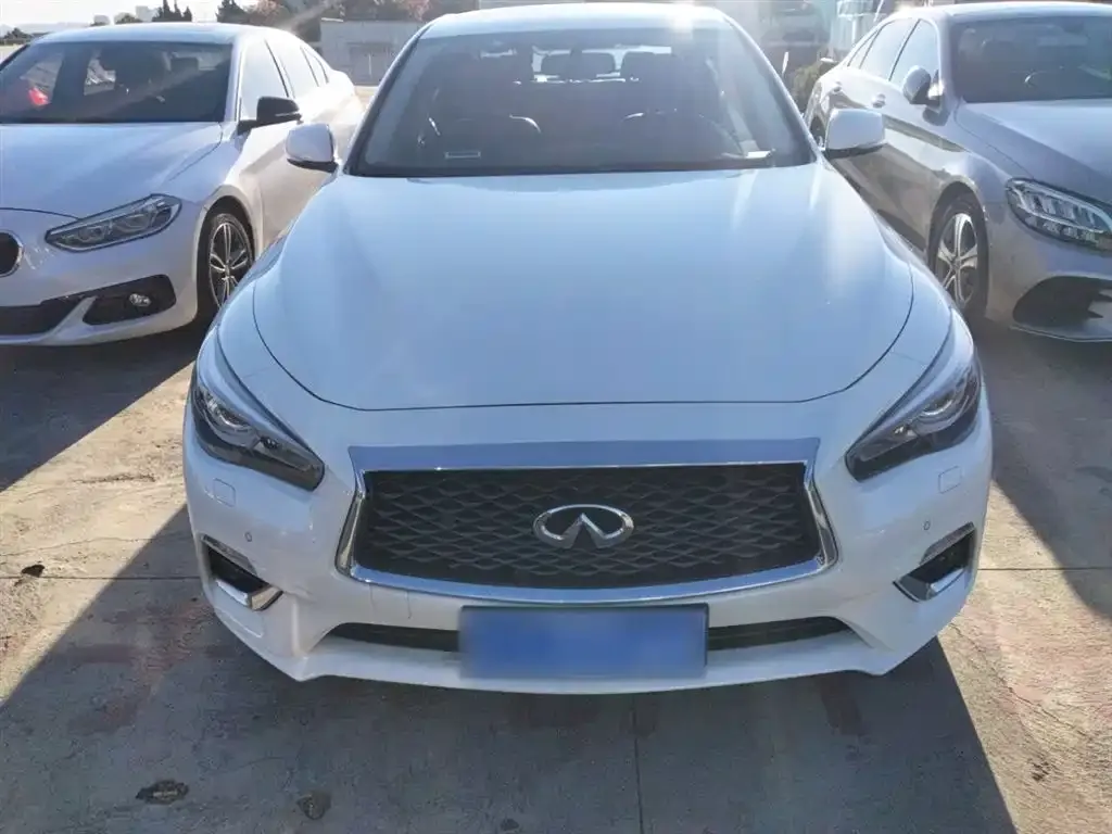 Infiniti Q50L 2021 из CN, фото 6