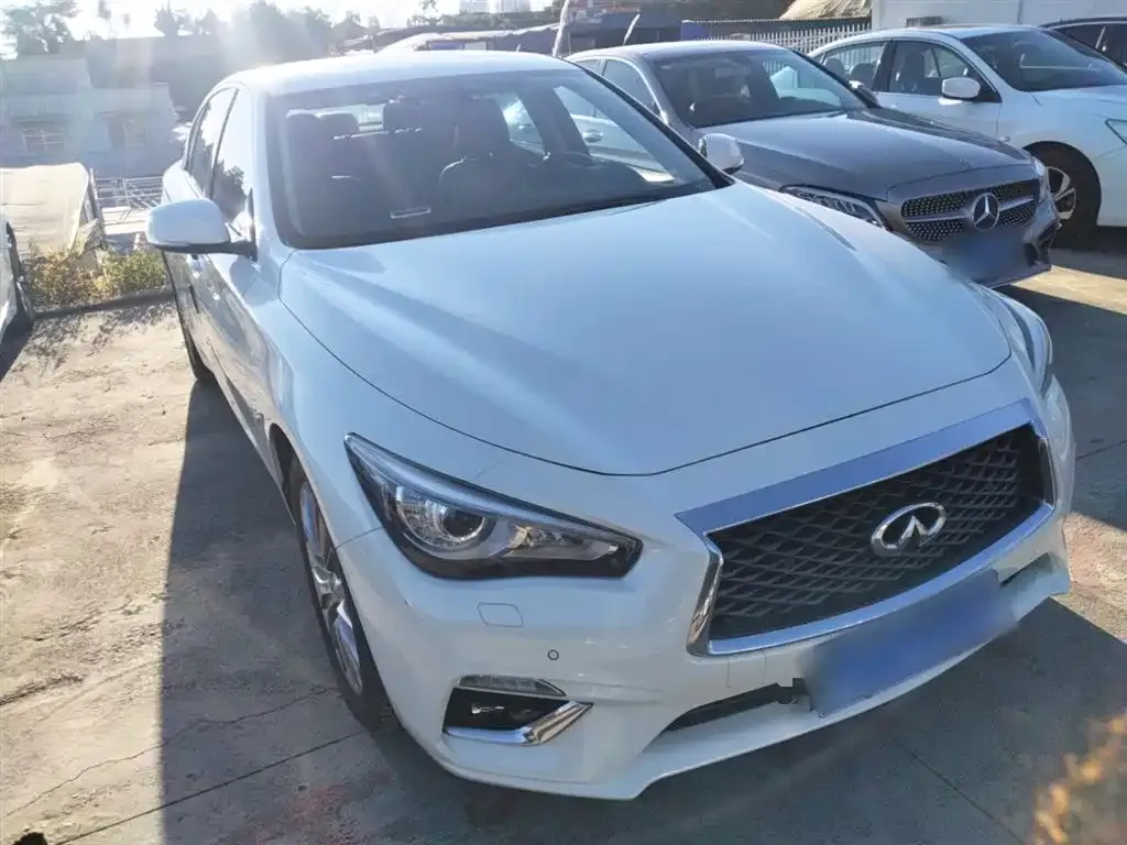 Infiniti Q50L 2021 из CN, фото 3