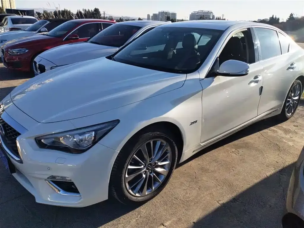 Infiniti Q50L 2021 из CN, фото 8