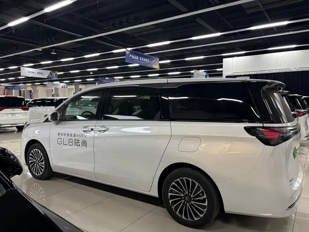 Buick GL8 Hybrid 2025 из CN, фото 7