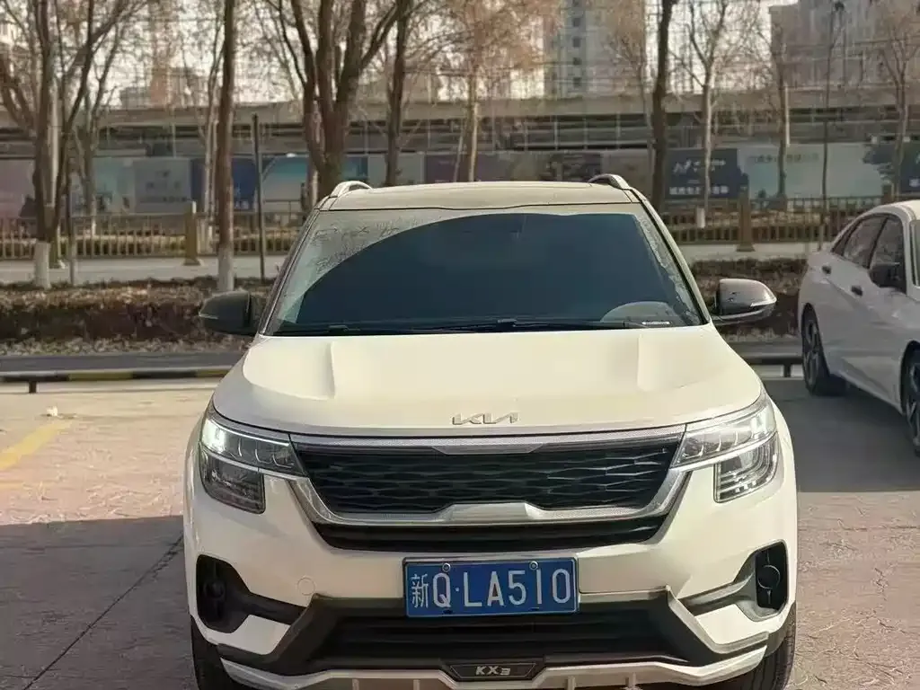 Kia KX1 2022 из CN, фото 1