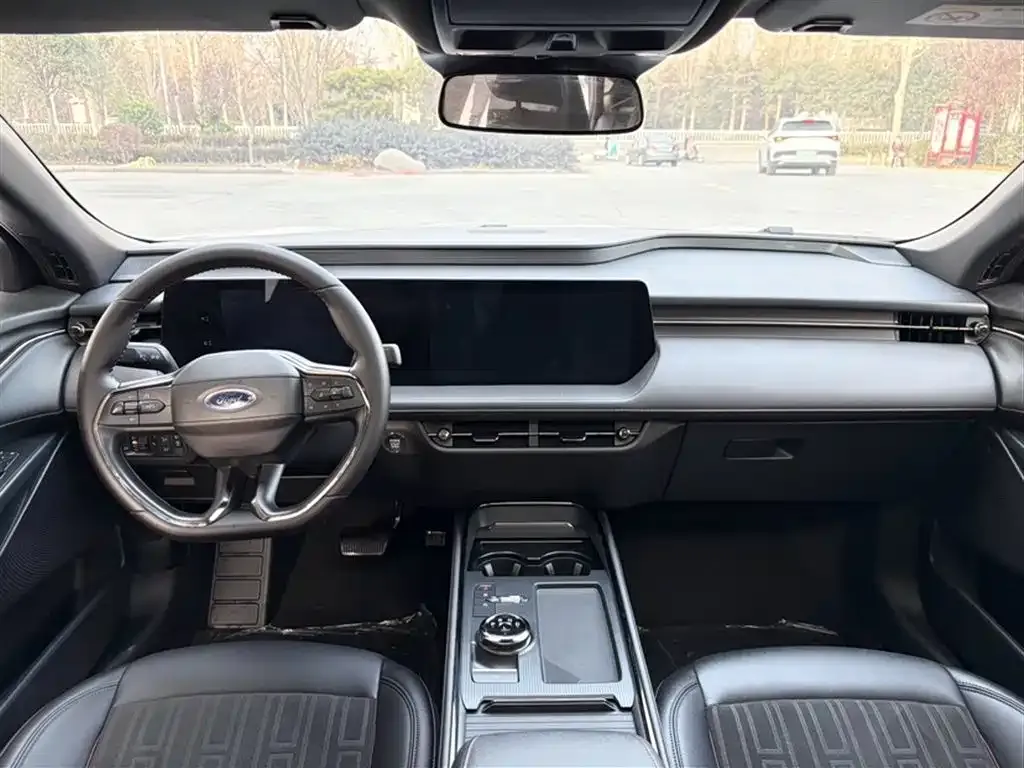 Ford Mondeo 2024 из CN, фото 2