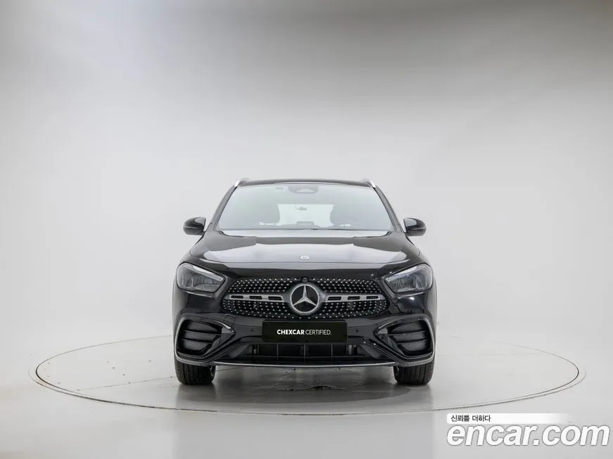 Mercedes-Benz GLA-Class — фото 10