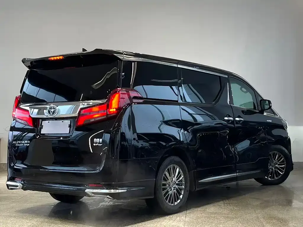Toyota Alphard 2021 из CN, фото 2