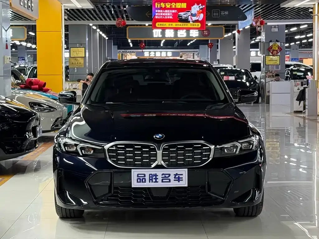 BMW 3 Series 2025 из CN, фото 2