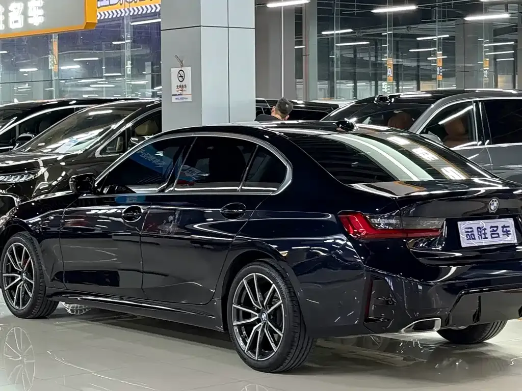 BMW 3 Series 2025 из CN, фото 4