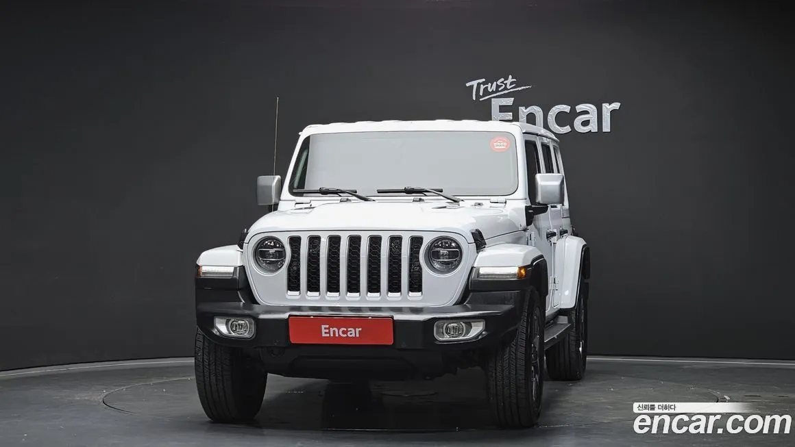 Jeep Wrangler 2022 из KR, фото 3