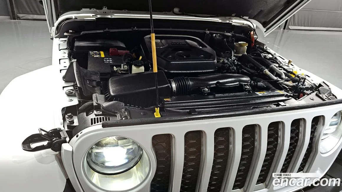 Jeep Wrangler 2022 из KR, фото 10