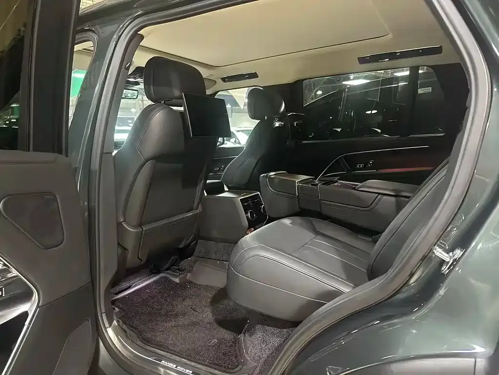Land Rover Range Rover 2024 из CN, фото 8